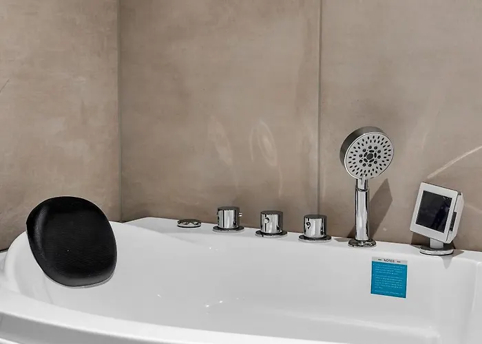 Aurora Apartment *